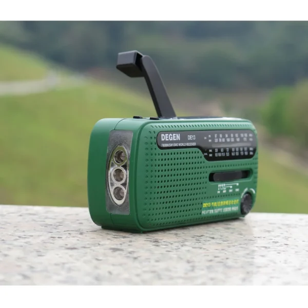 Survival Emergency Radio - Image 3